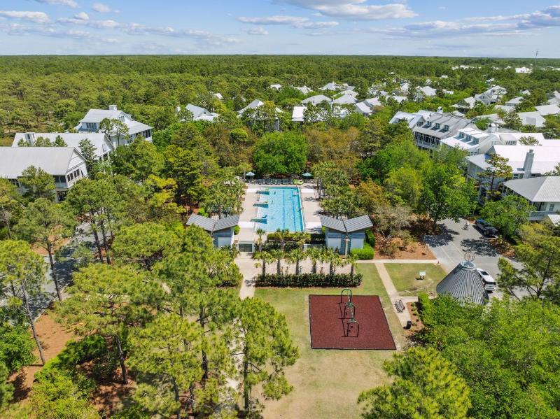 'Serendipity' Beautiful 3BR Cottage Sleeps 8 Close to Lazy River Pool at Camp WaterColor home - image 8