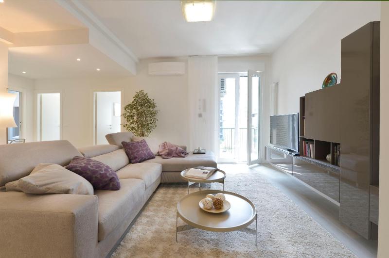UR-NEST Vestri - Golden Suite - image 1
