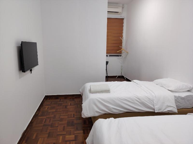 YNY Guest House - image 2