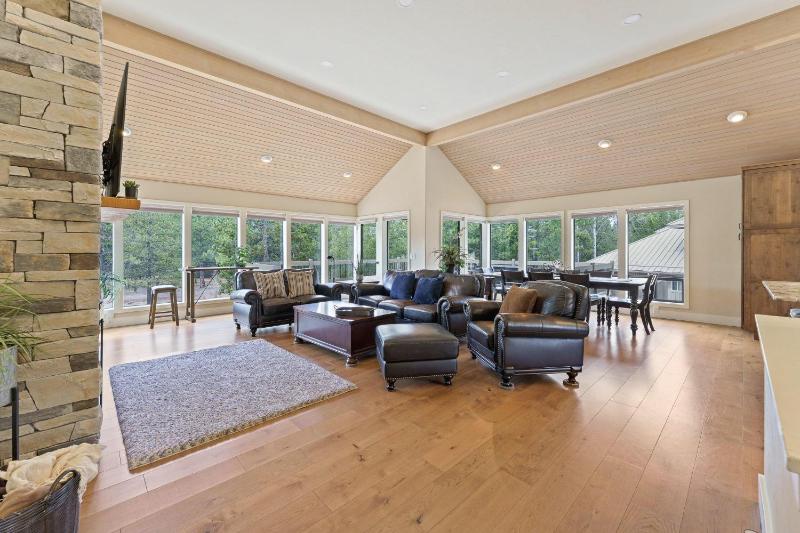 20 Aspen - image 47