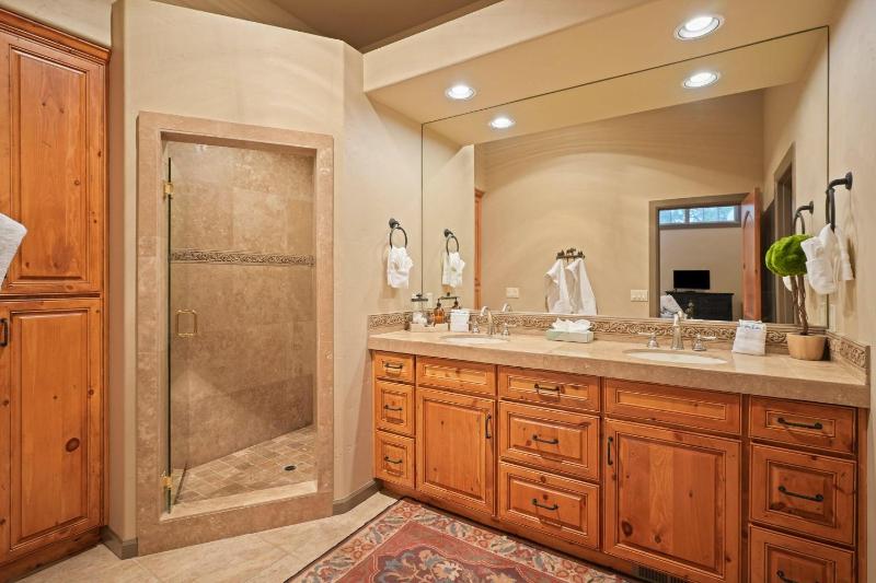 20 Red Cedar - image 34