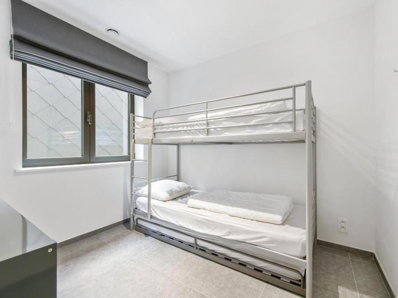 Zenith - 0105 - image 7
