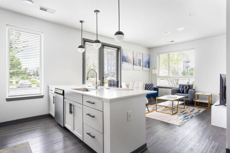 Bright & Cozy 2BR Retreat w Parking Broad Ripple - image 19