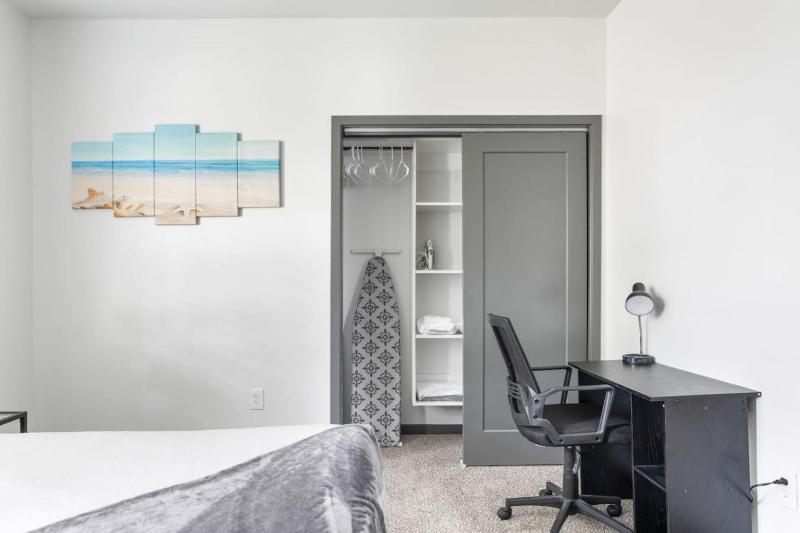Bright & Cozy 2BR Retreat w Parking Broad Ripple - image 20