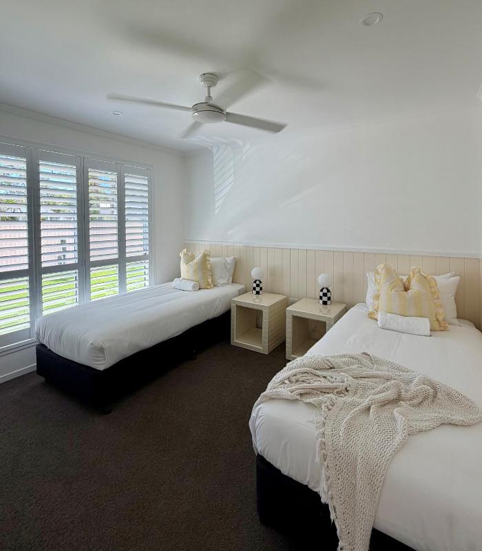 The Little Tropicana - image 8