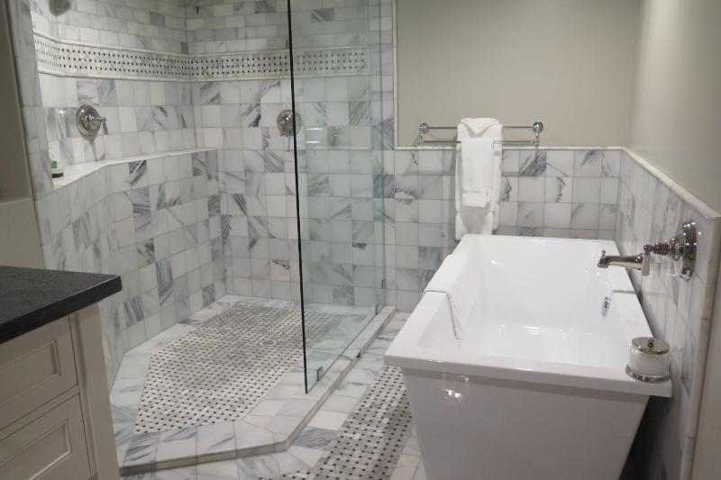 Suite image 2