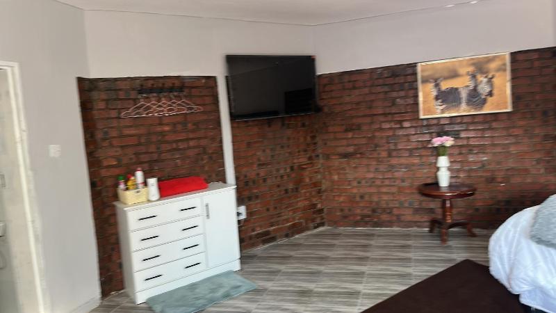 Staylax guesthouse - image 13