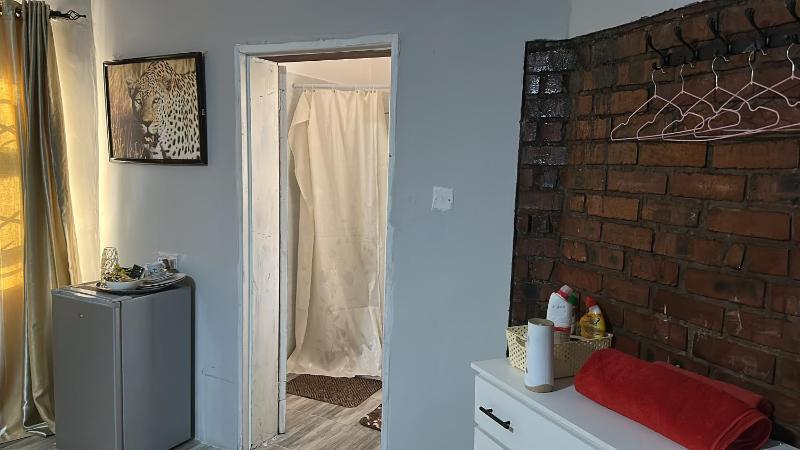 Staylax guesthouse - image 10