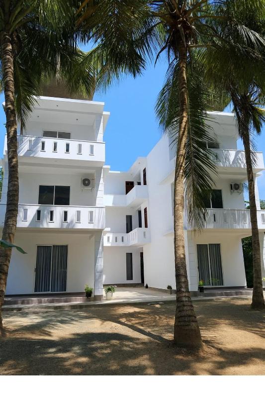 Fortress Holiday Apartments - image 1