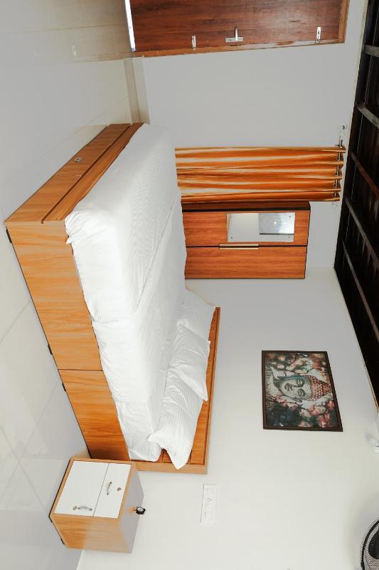 Chestnut Villa - image 3