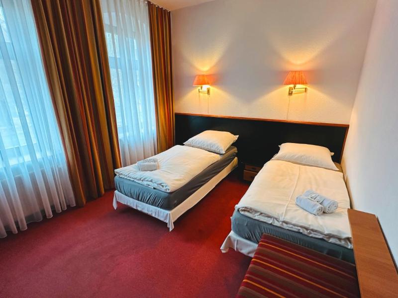 Hotel an der Rennbahn Kostenloses Parken - image 3