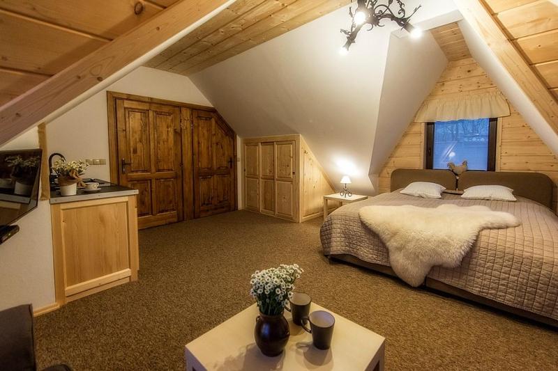 Apartment with Mountain View image 1