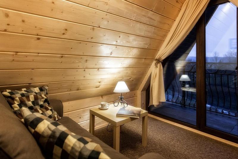 Apartment with Mountain View image 4