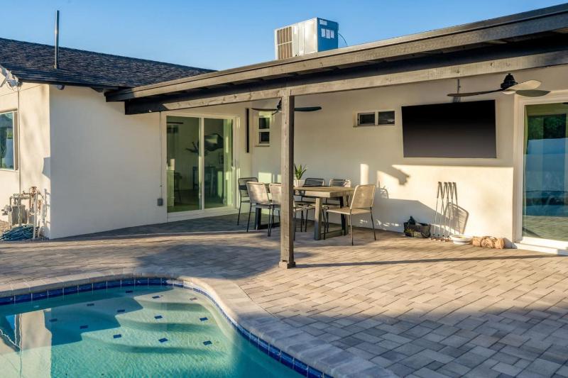 3016 North 84th Place / Scottsdale AZ 85251 - image 16