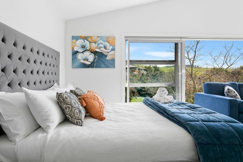 Adorable One Bedroom - Idyllic Romantic Getaway in great location - image 25