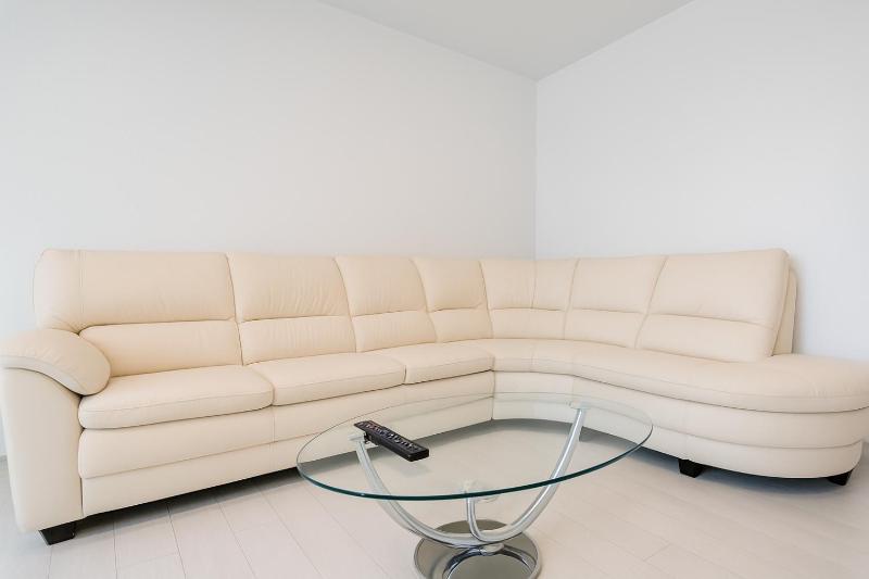 Large apartment in the center - image 7