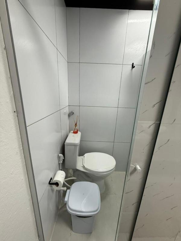 Suíte confortável localização privilegiada - image 18