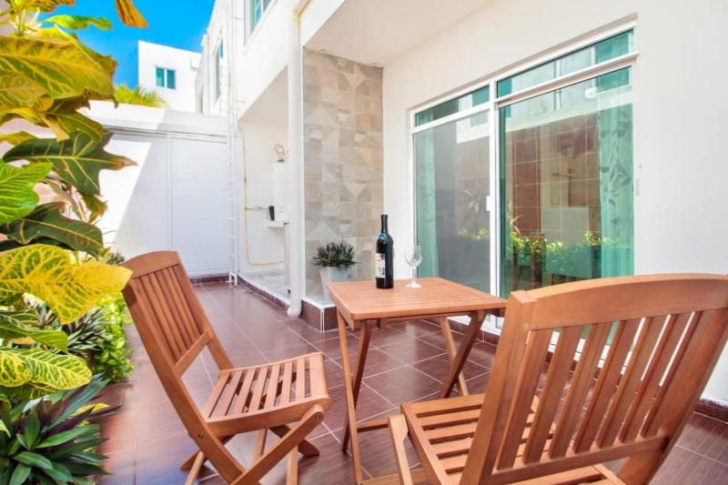 Family House with Pool in Playa del Carmen - image 26