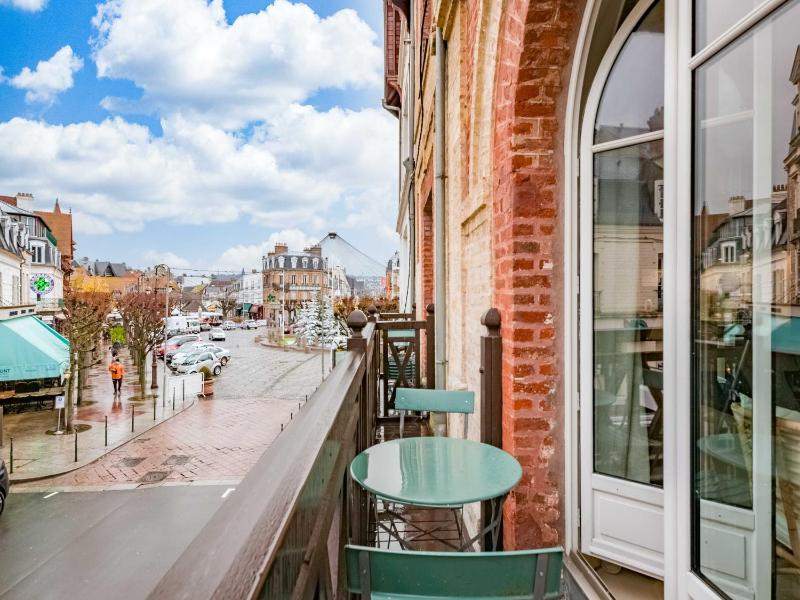 High-end 75m2 apartment - Place Morny - image 30