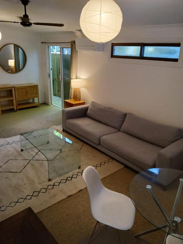 Tallow Beach Motel - image 5