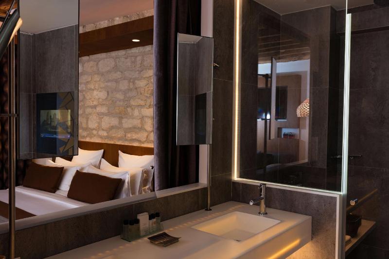 Executive Junior Suite image 3