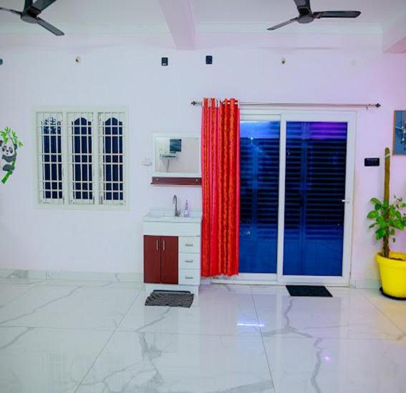 La French Villa - image 10