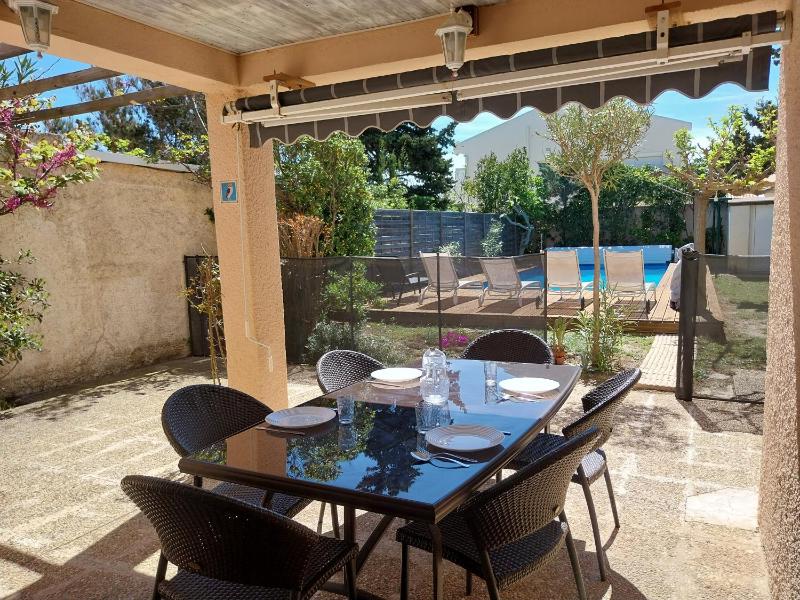 Villa T6 10 couchages front de mer piscine Saint Pierre la Mer - image 10