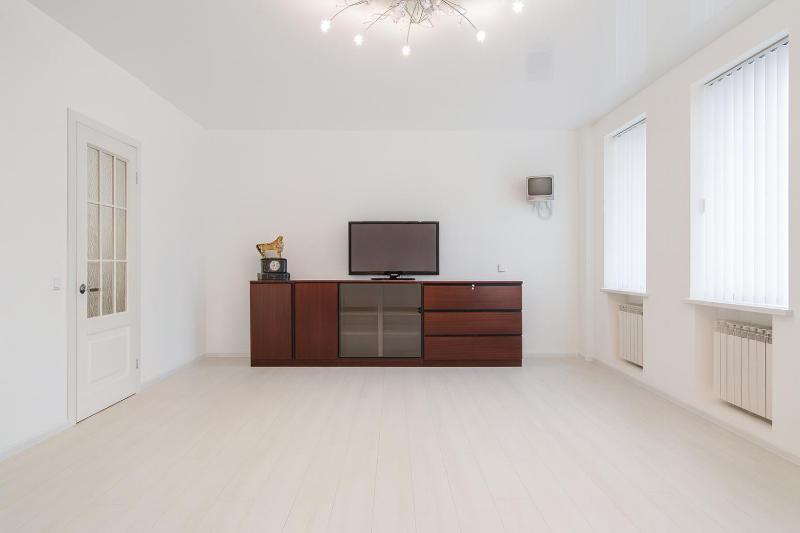 Large apartment in the center - image 11