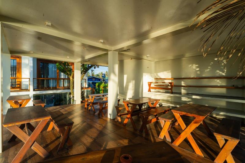 Liya Beach Ahangama - Luxury Beachfront Boutique Hotel - image 2