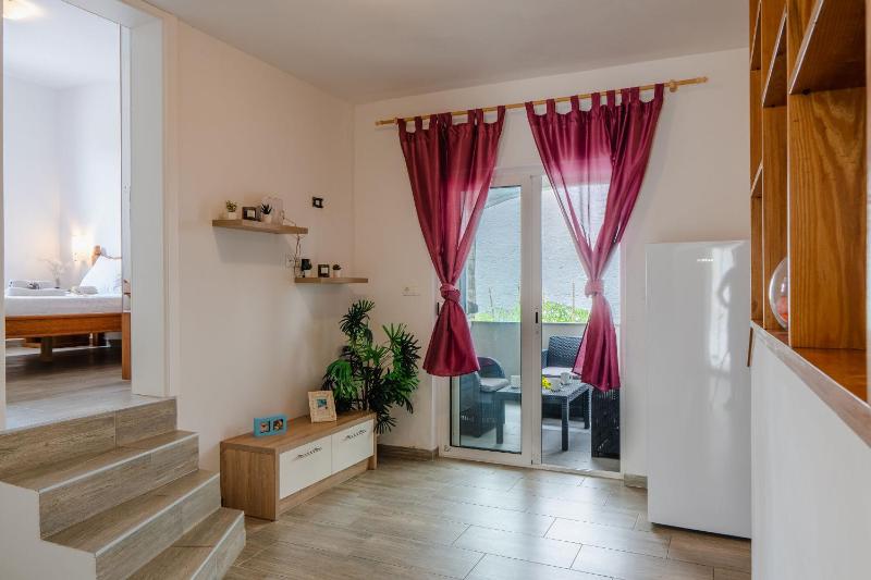 Villa Jelena Vir near beach - image 43