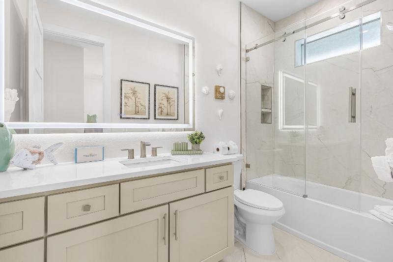 Gorgeous 6 Bedroom New Build 261 Carolina Ave- Heated Pool home - image 22