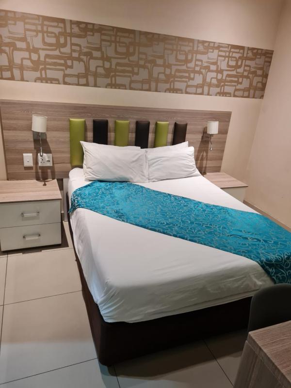 Solrand Hotel - image 1