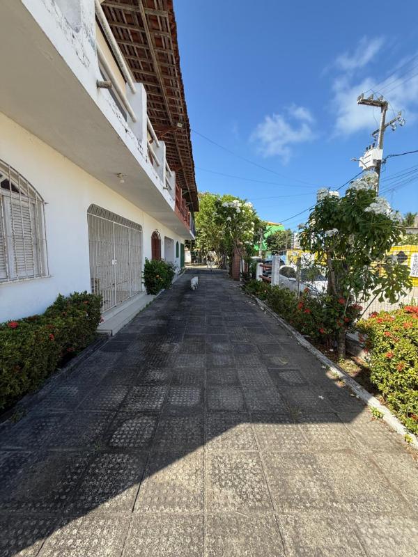 Suíte confortável localização privilegiada - image 12