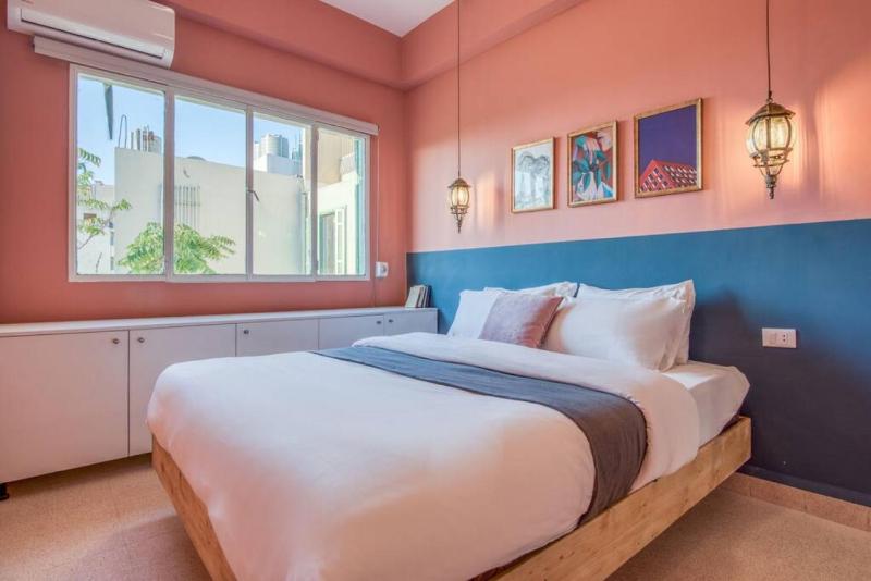 Muse 2-BR Apartment & Balcony in Mar Mikhael - image 8