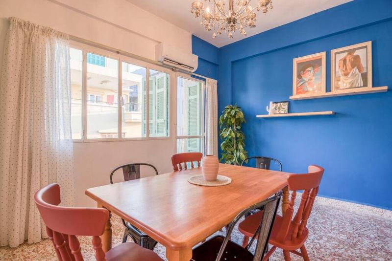 Muse 2-BR Apartment & Balcony in Mar Mikhael - image 12