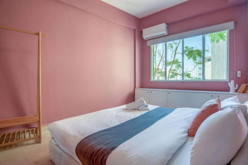 Dalida 2-BR Apt & Balcony in Mar Mikhael - image 7