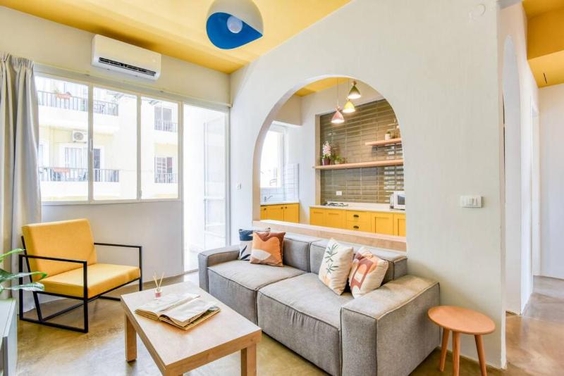 The Arch 2-BR Apt & Balcony in Mar Mkhayel - image 1