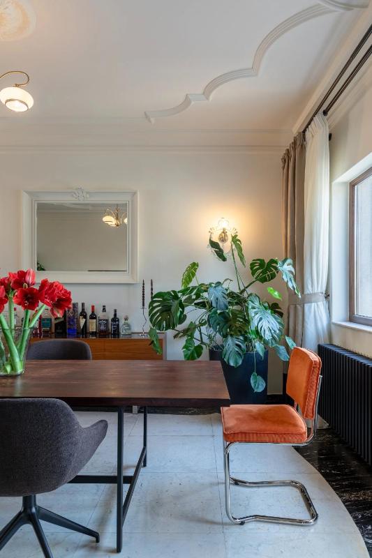One-of-a-Kind Downtown Penthouse 270-degree City Views Two Terraces Fireplaces Grill - image 12