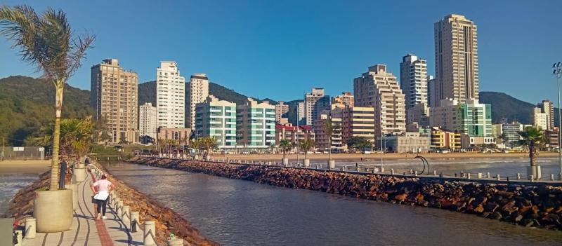 Tu Verano En Itapema Brasil! Departamento A Solo 2 Cuadras Del Mar Para 6 Personas - image 8
