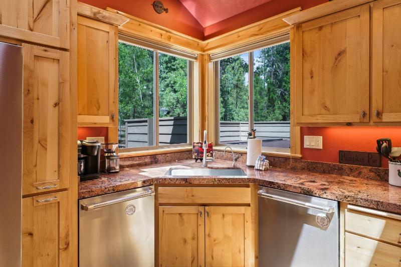 Sunriver Hot Tub Stay with Game Room near SHARC - image 26