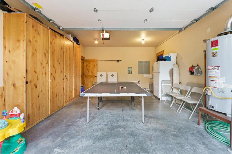Sunriver Hot Tub Stay with Game Room near SHARC - image 45
