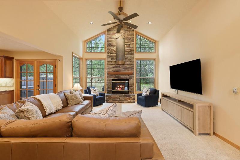 4 Tan Oak - image 35