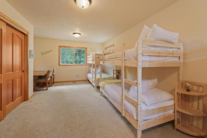 4 Tan Oak - image 13
