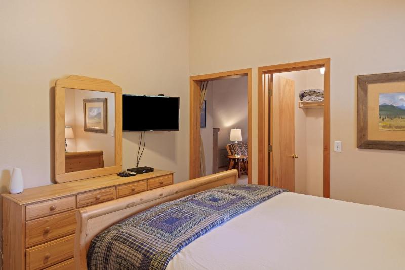 4 Umpqua - image 37