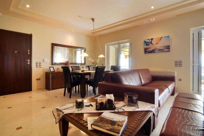 Villa with Sea View image 3