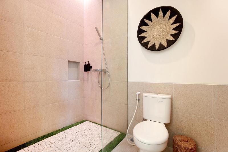 LuXXE 6bed Canggu Villa Vibes for Cool Jet Setters - image 6