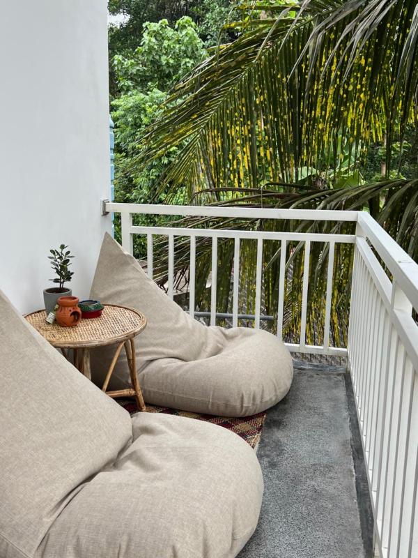 Calma Cafe - Surf Stay and Yoga - image 36