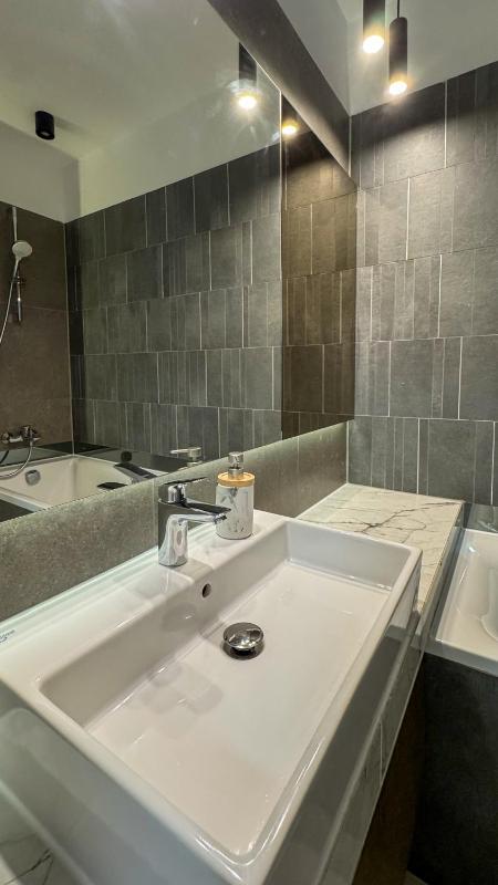 Qualis Residence Apartment Coresi - image 14