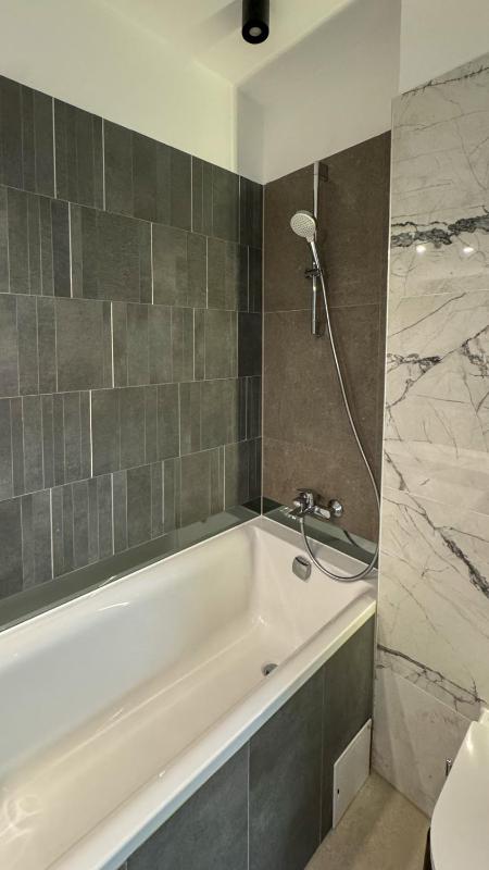 Qualis Residence Apartment Coresi - image 6