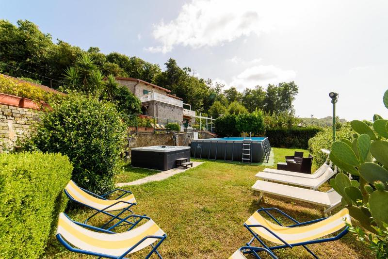 Estate4home - Villa Luisa Jacuzzi&Pool - image 3
